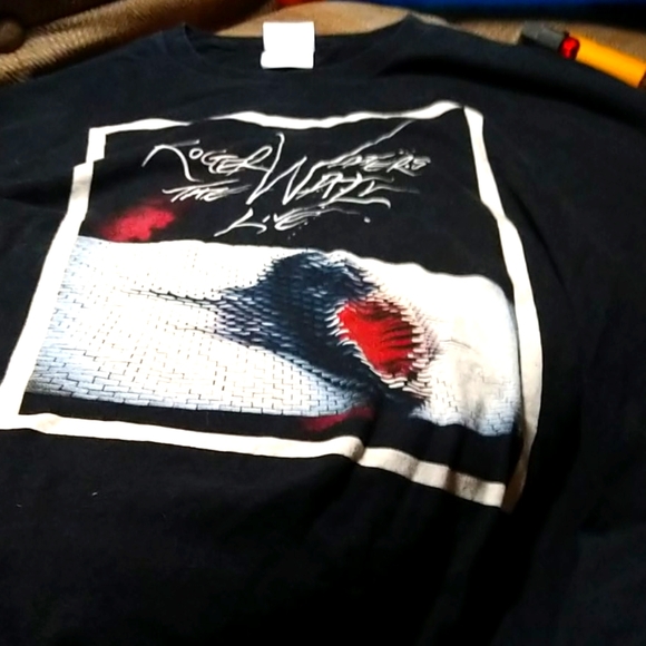 2010 Roger Waters The Wall T Shirt - Picture 1 of 3